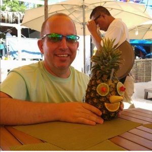 Meet your Posher, James